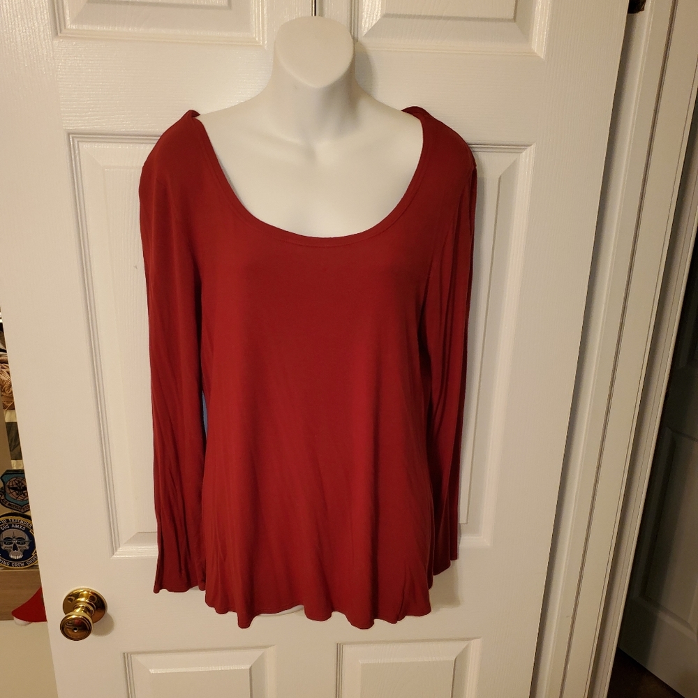 Max Studio Red Long Sleeve Top